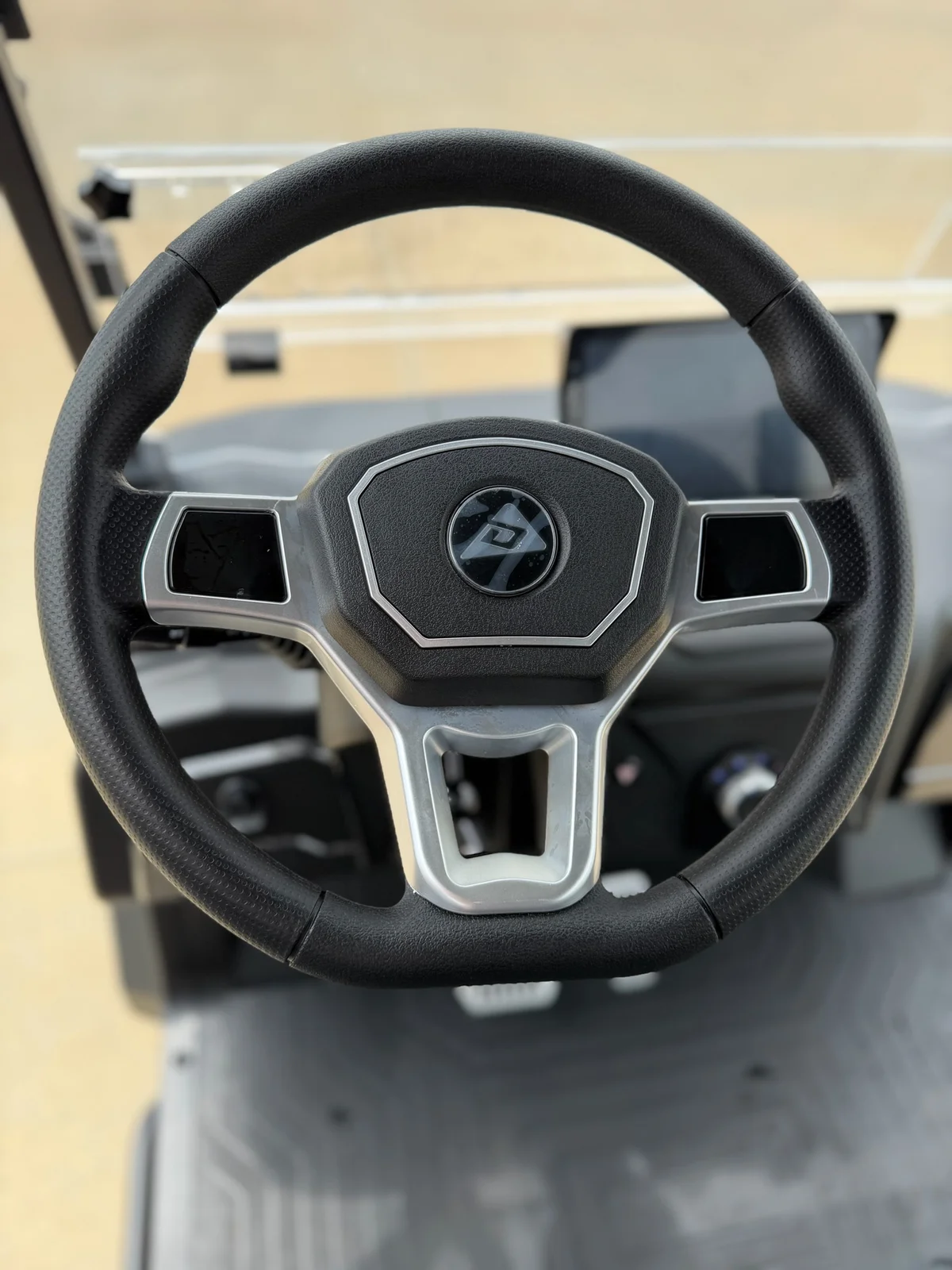 2026 Denago Rover XL photo 5