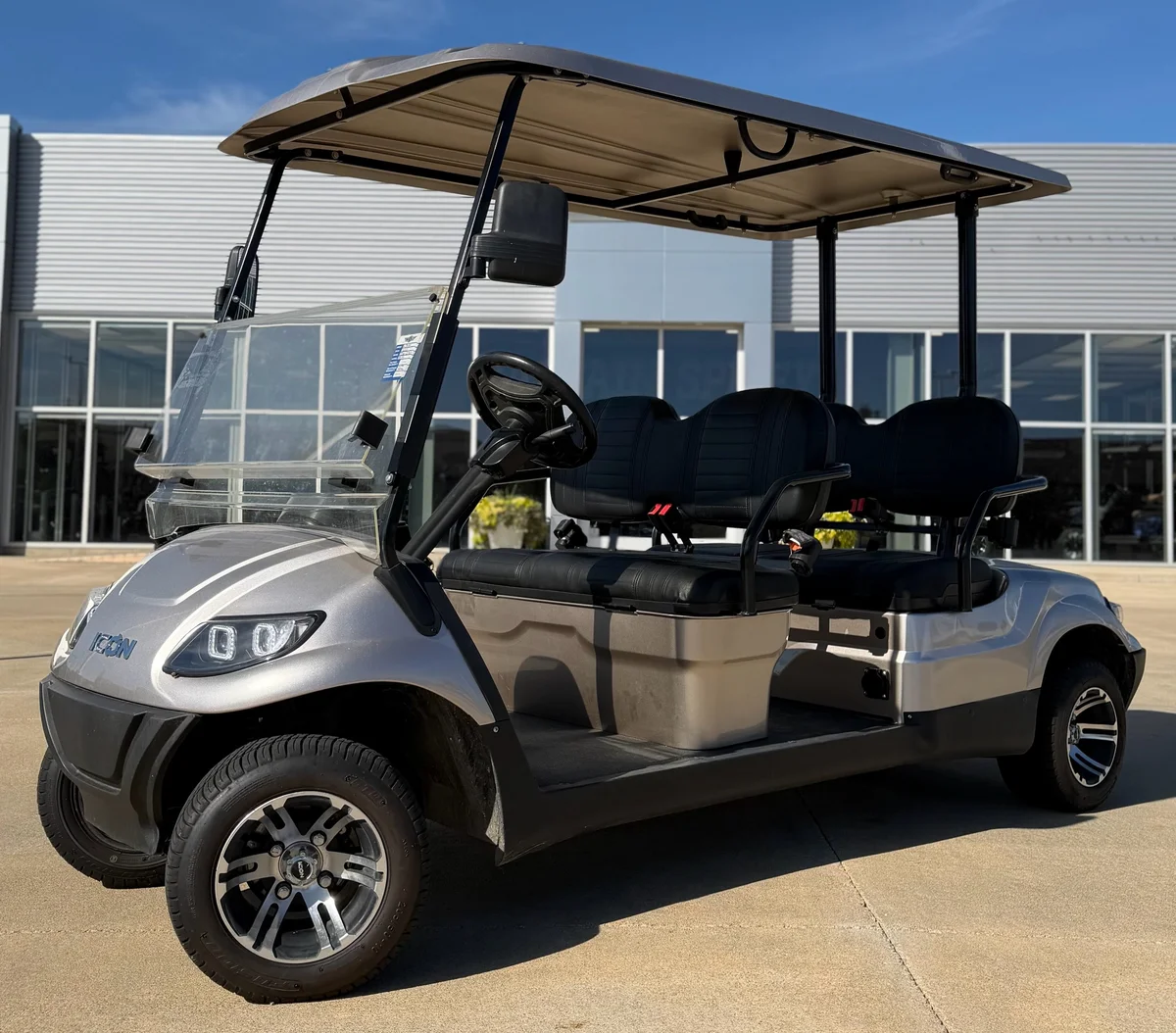 2023 ICON I40F photo 4
