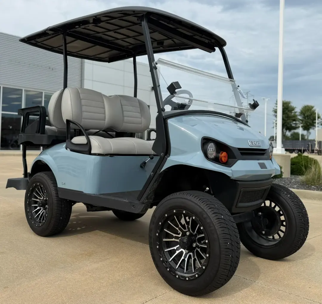 2024 E-Z-GO E-Z-GO photo 1