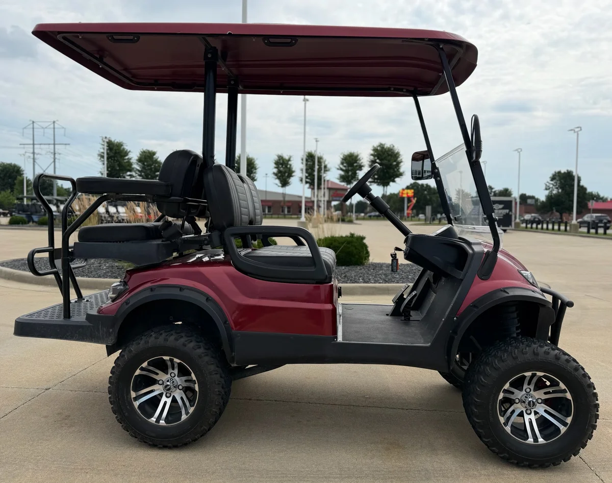 2023 ICON I40L photo 8