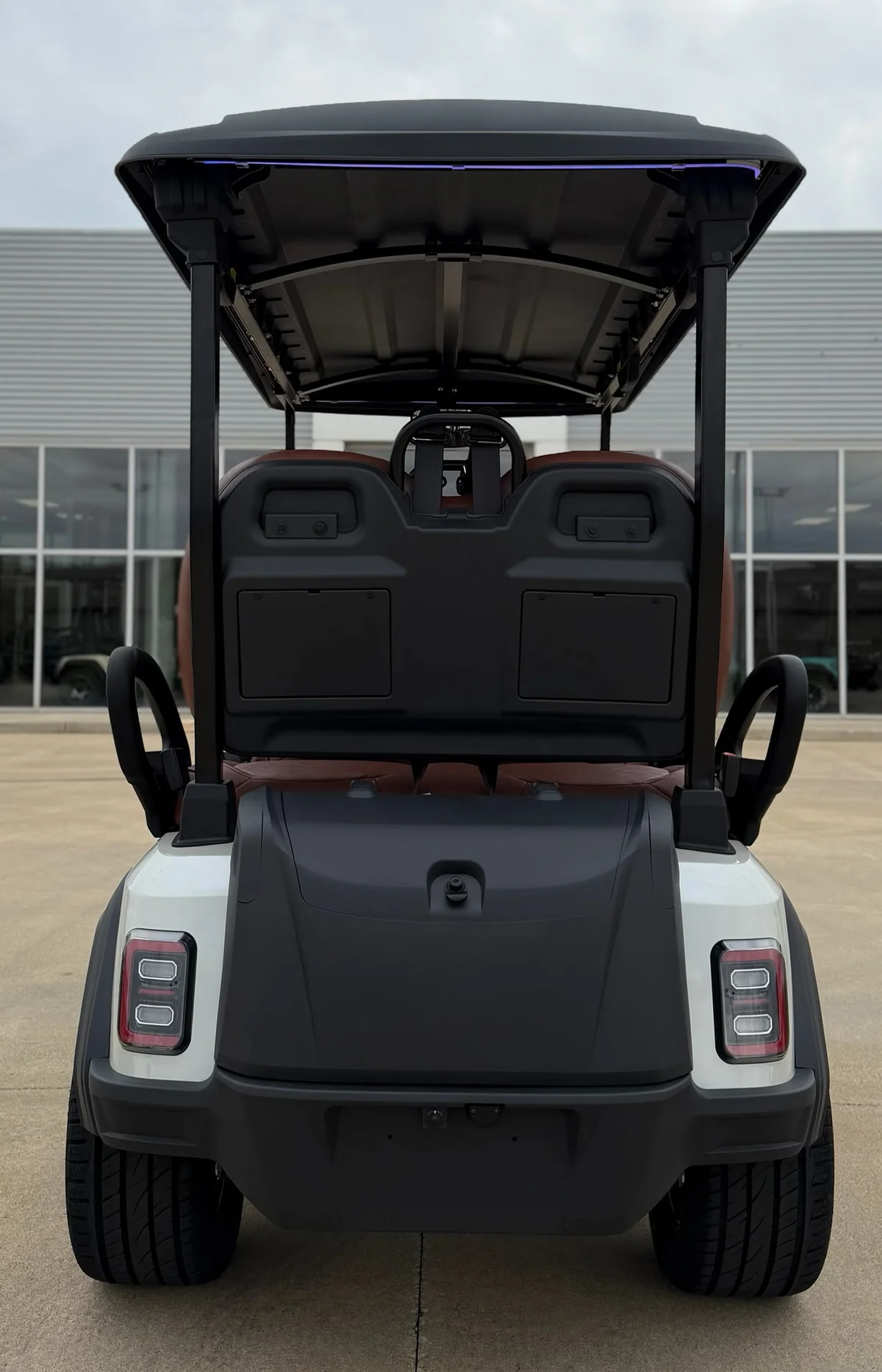 2026 Epic Carts E40FX photo 27