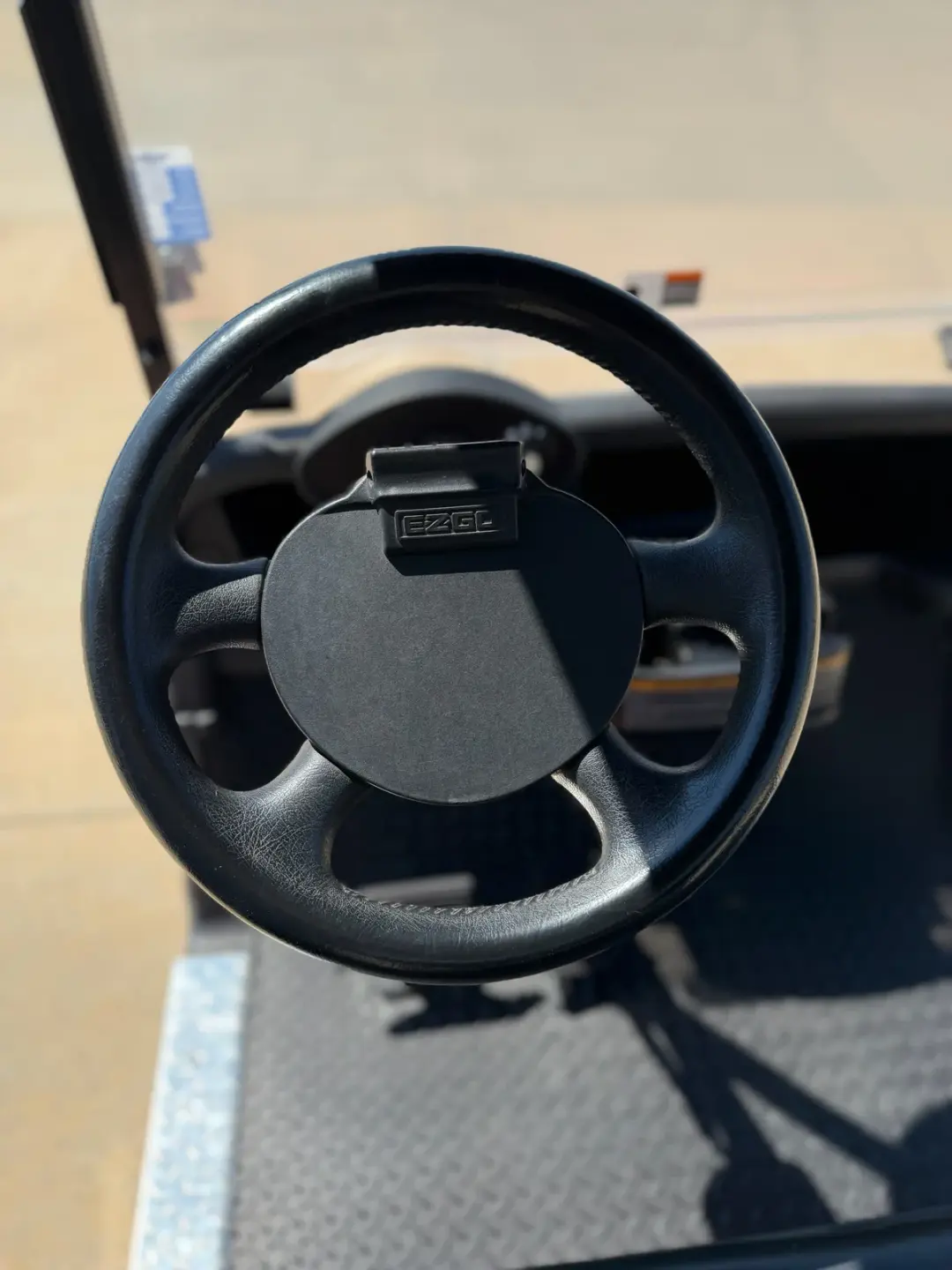 2020 E-Z-GO RXV photo 12