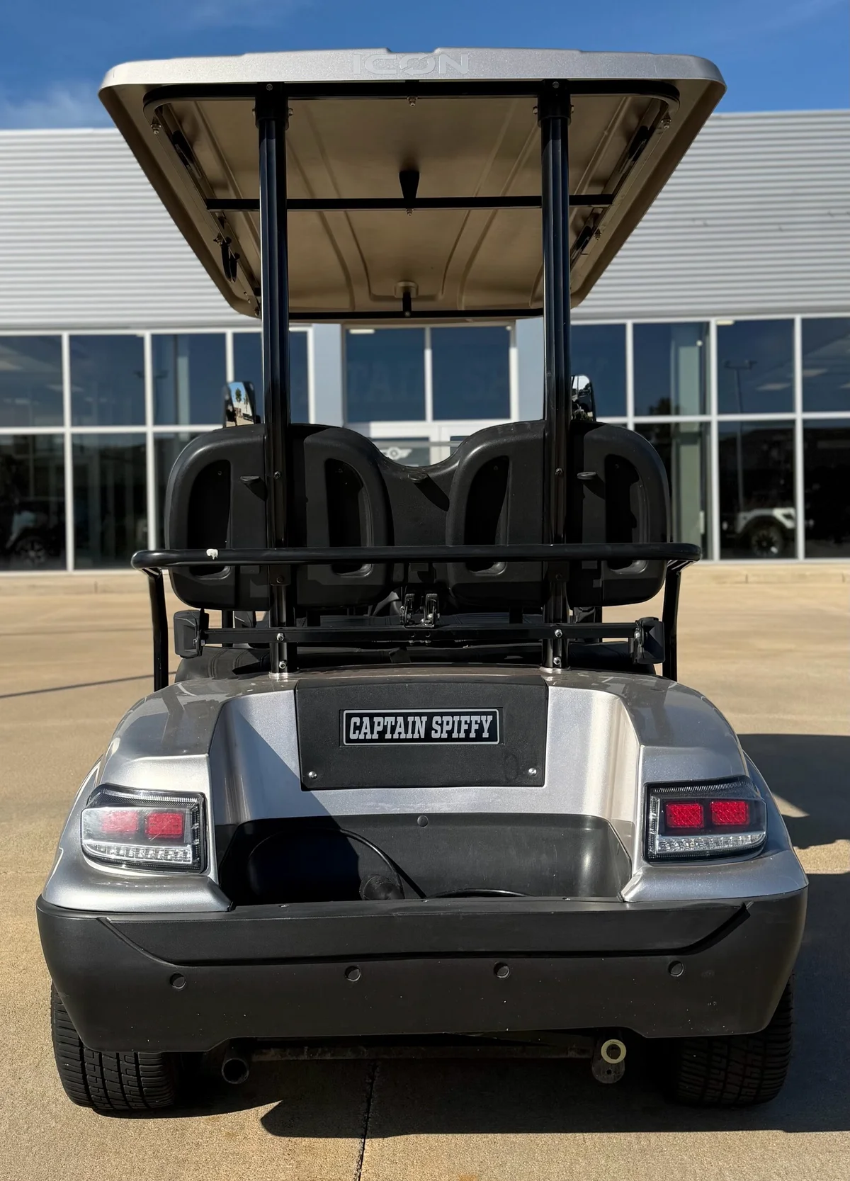 2023 ICON I40F photo 10