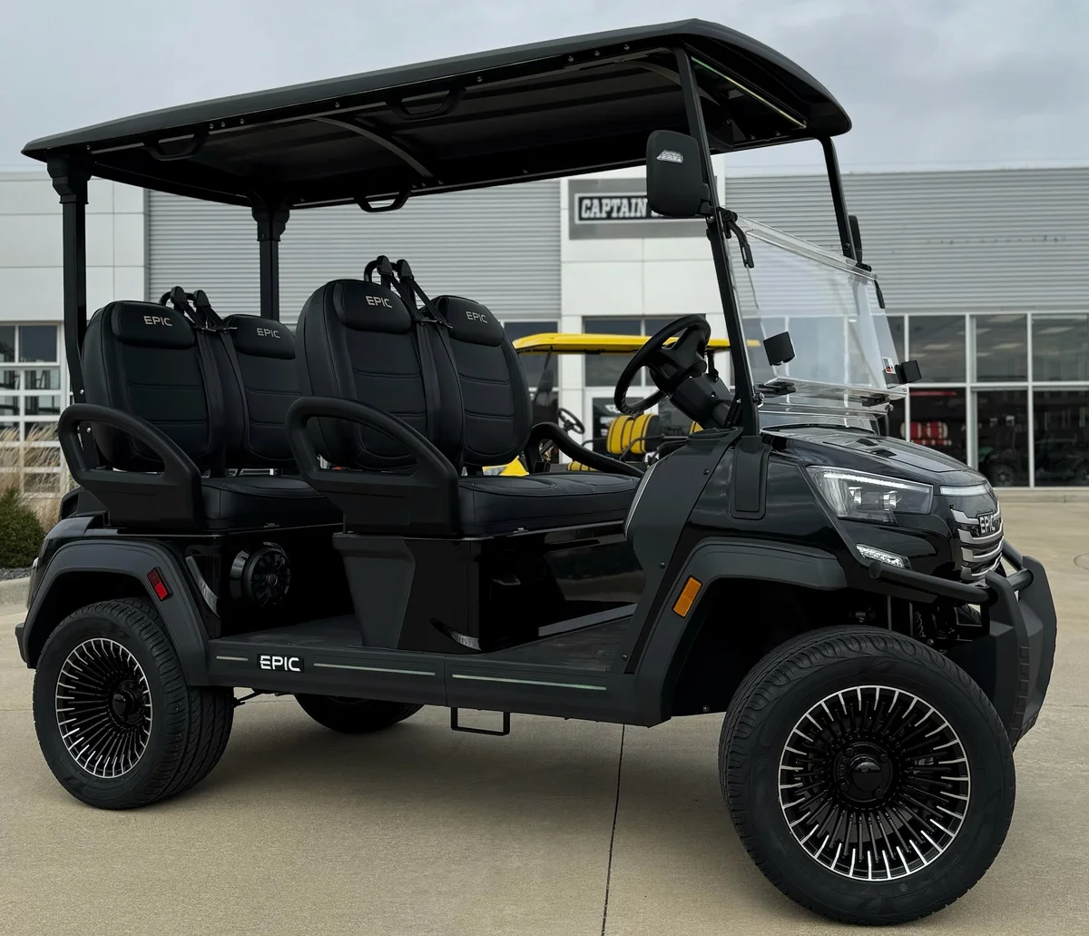 2026 Epic Carts E40FX photo 3