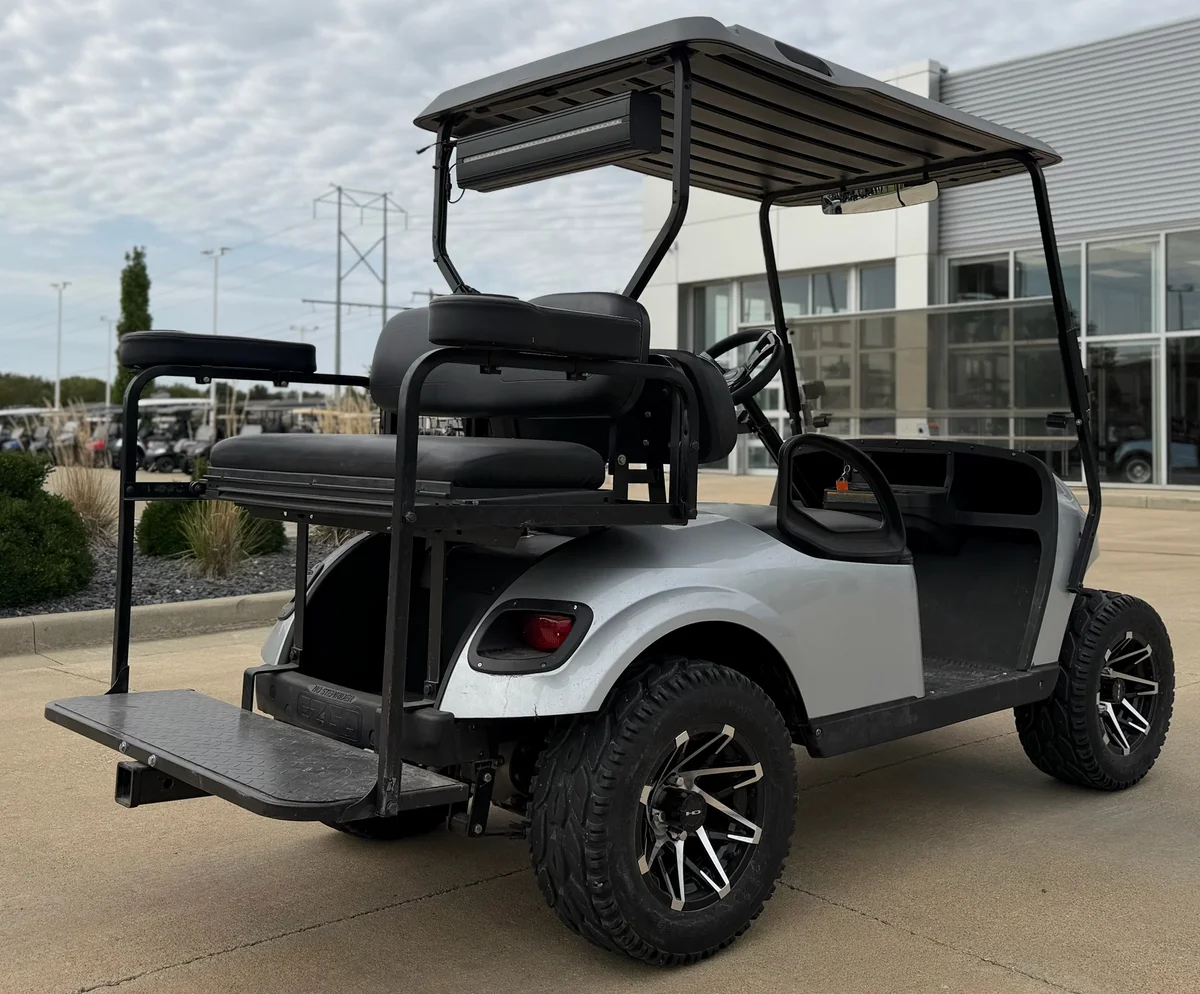 2018 E-Z-GO Freedom photo 7
