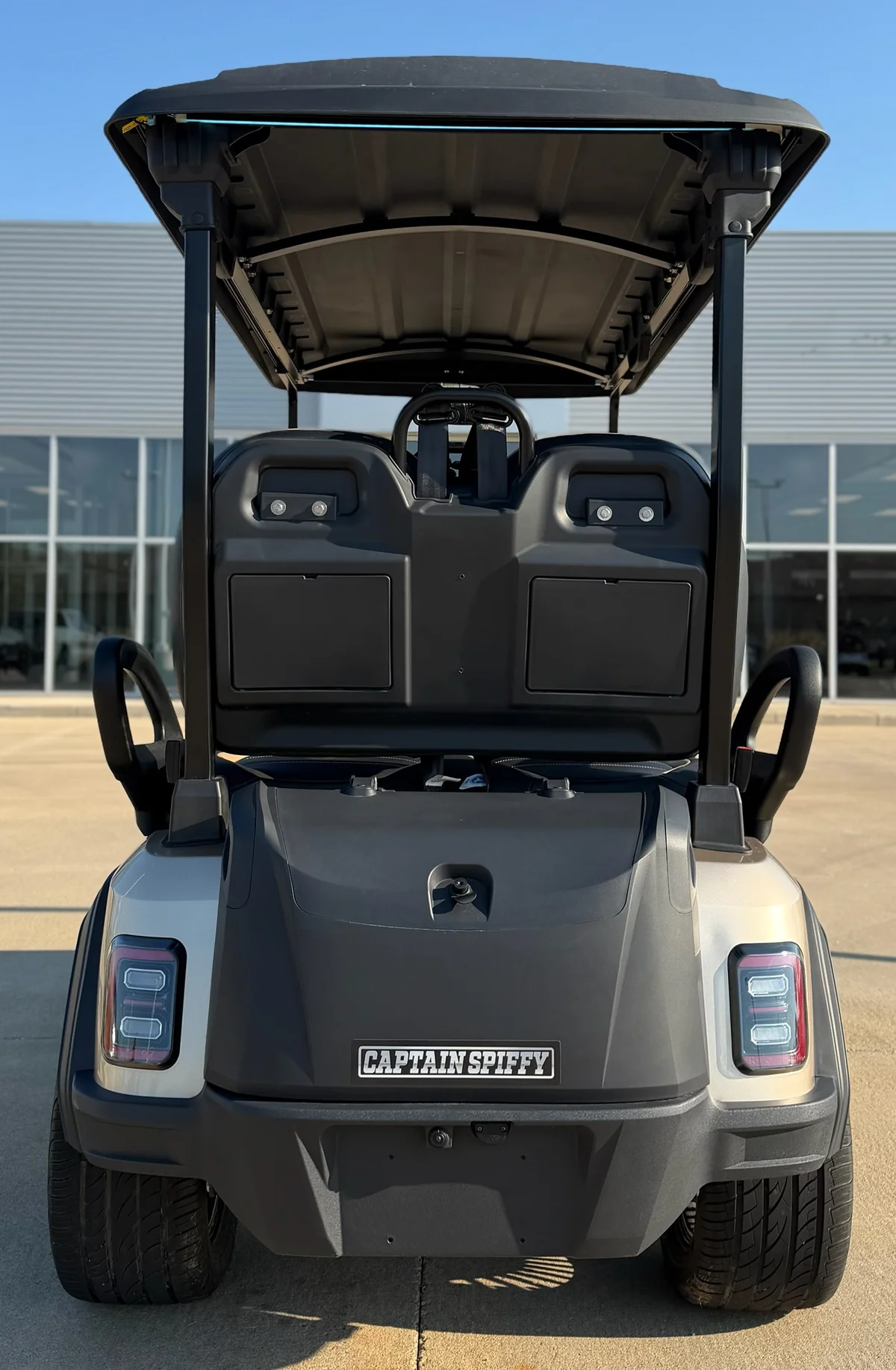 2025 Epic Carts E40FX photo 10
