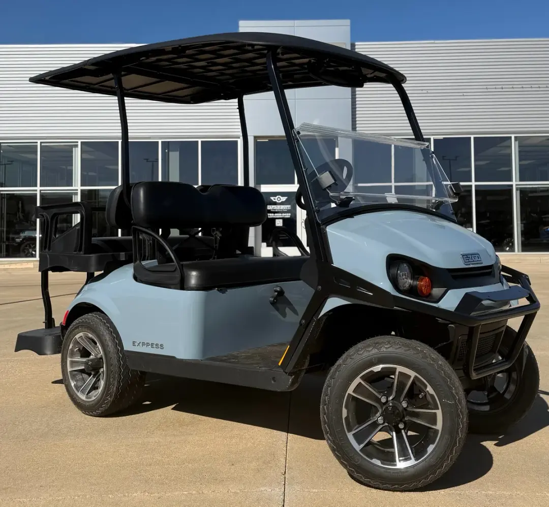 2026 E-Z-GO Express photo 3