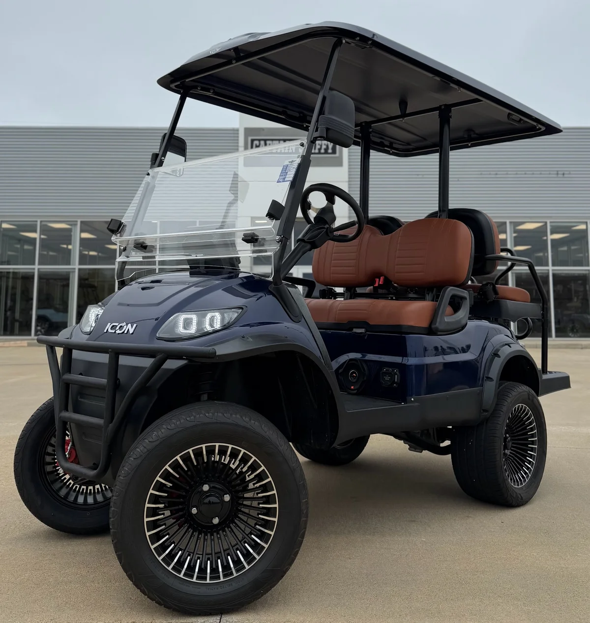 2025 ICON I40L photo 4