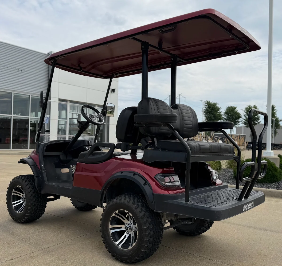 2023 ICON I40L photo 6