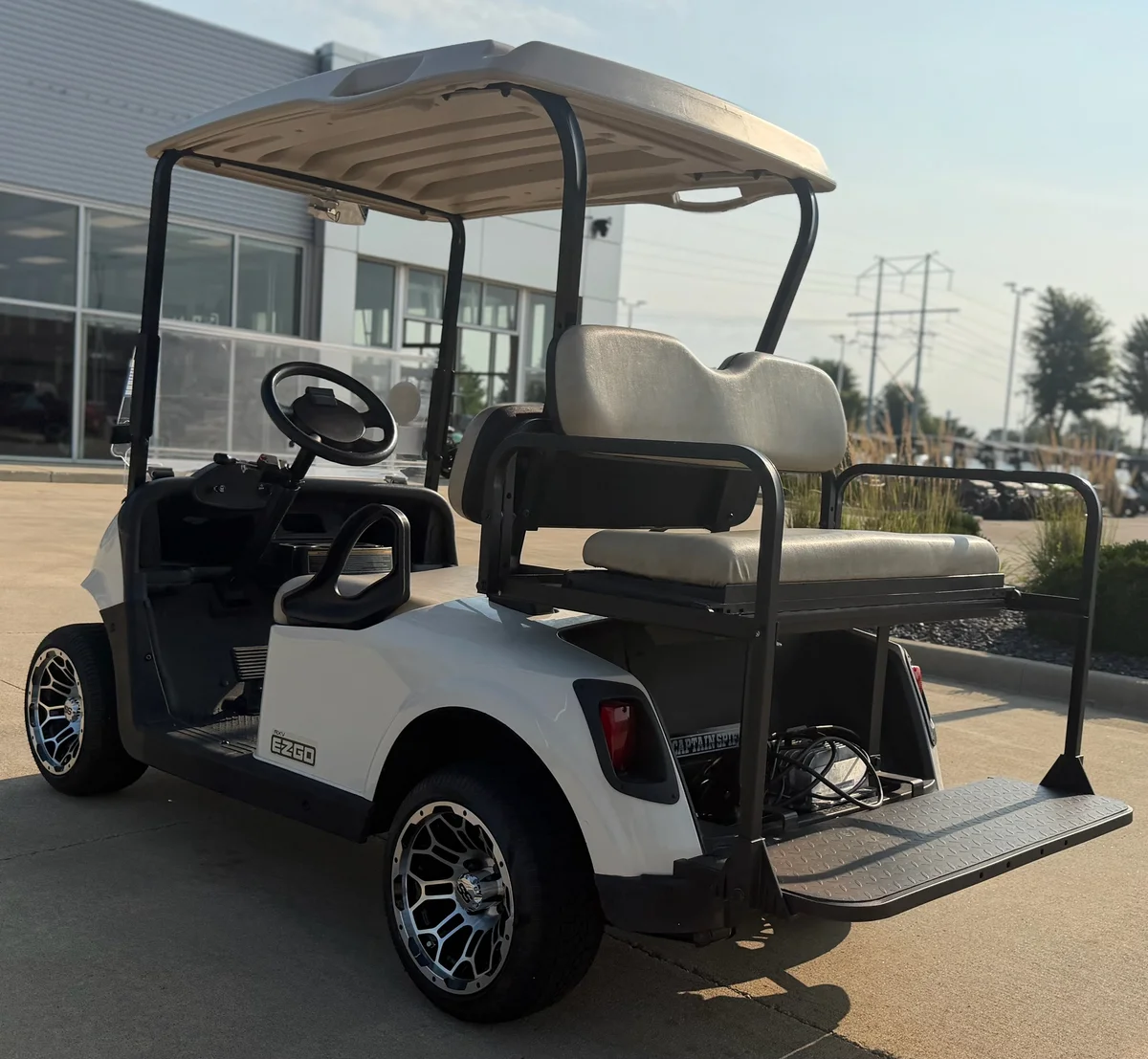 2017 E-Z-GO Freedom photo 6
