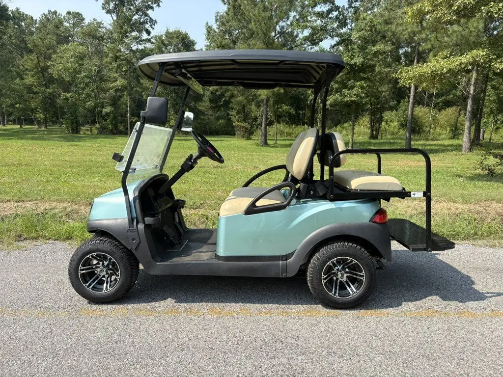 2023 Club Car Tempo Gas photo 2