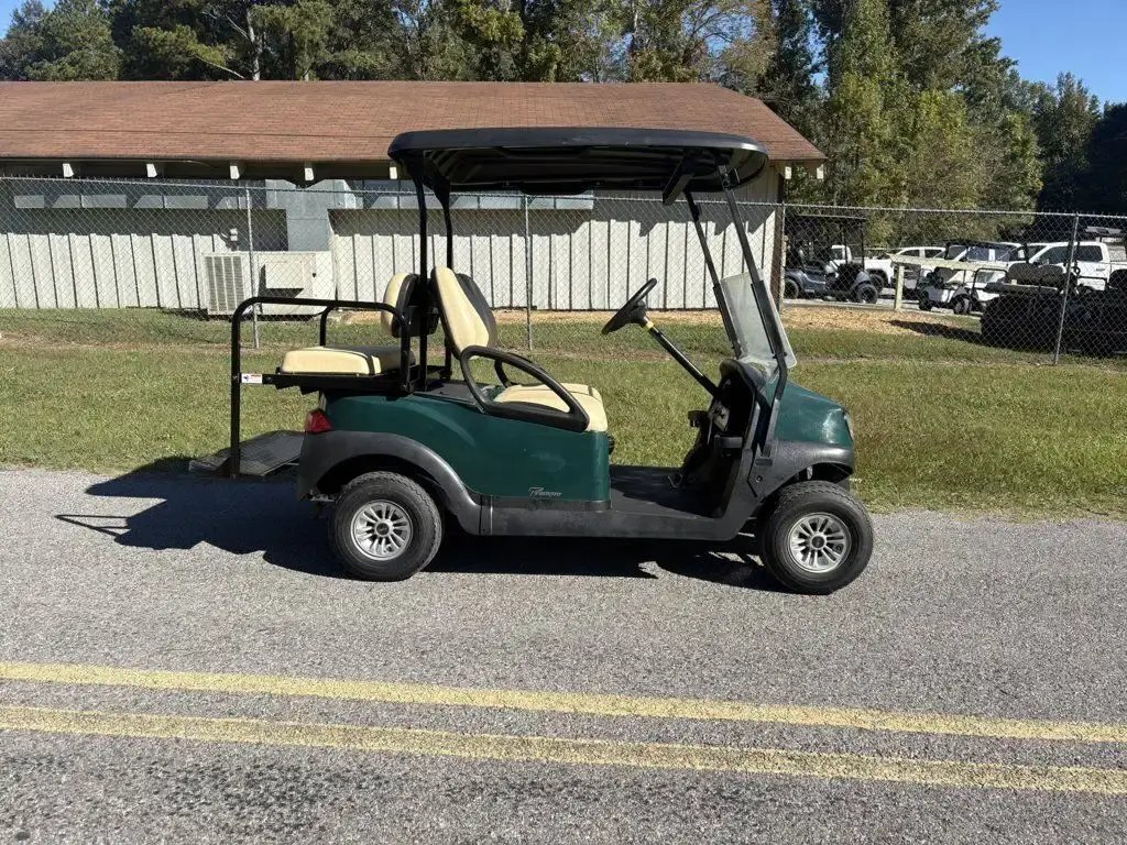 2023 C;ub Car Tempo 48 Volt photo 5