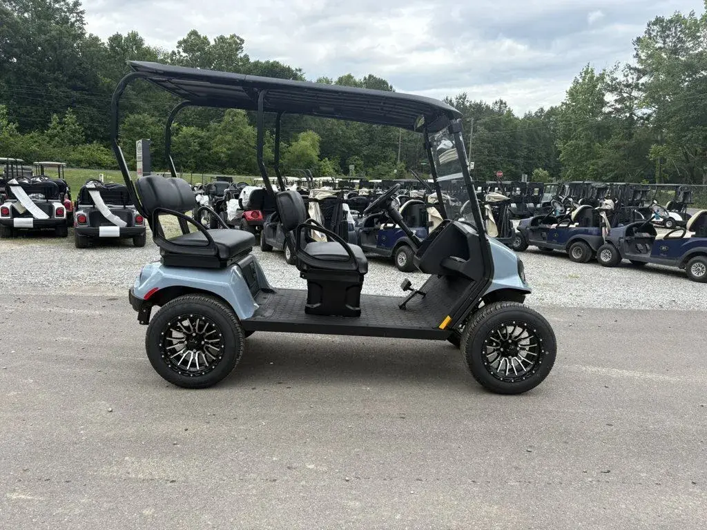2026 E-Z-GO Liberty ELiTE Lithium photo 2