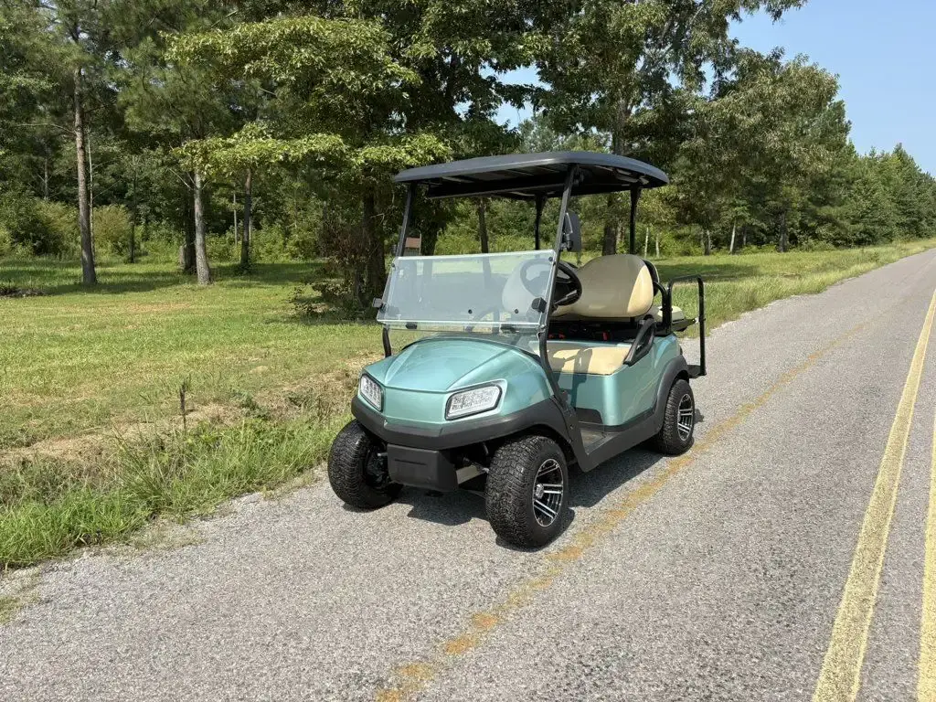 2023 Club Car Tempo Gas photo 1