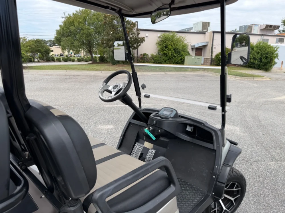 2022 ICON I40L Base photo 5