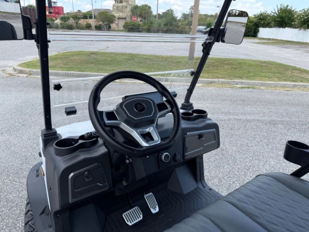2026 Denago Rover XL 6 Base photo 4