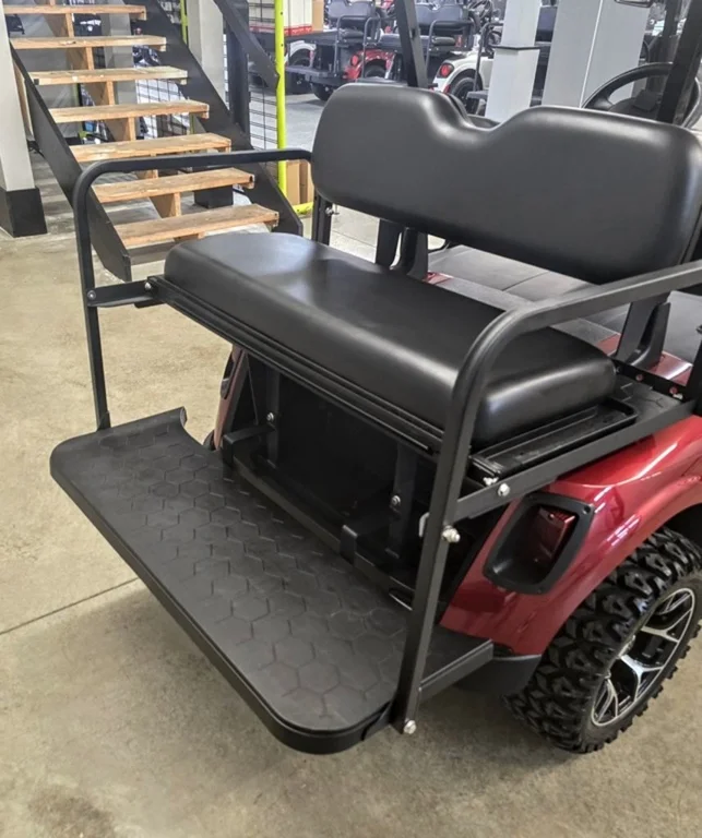 2021 E-Z-GO RXV photo 6