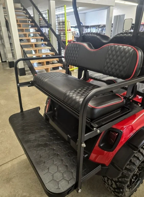 2021 E-Z-GO RXV photo 7