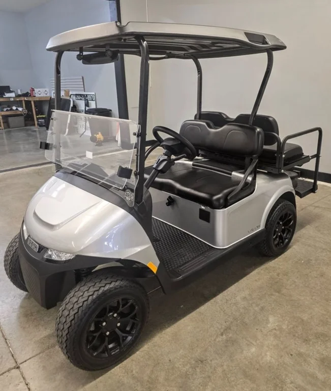 2027 E-Z-GO RXV 2 Valor S + 13.5 Gas Platinum photo 3