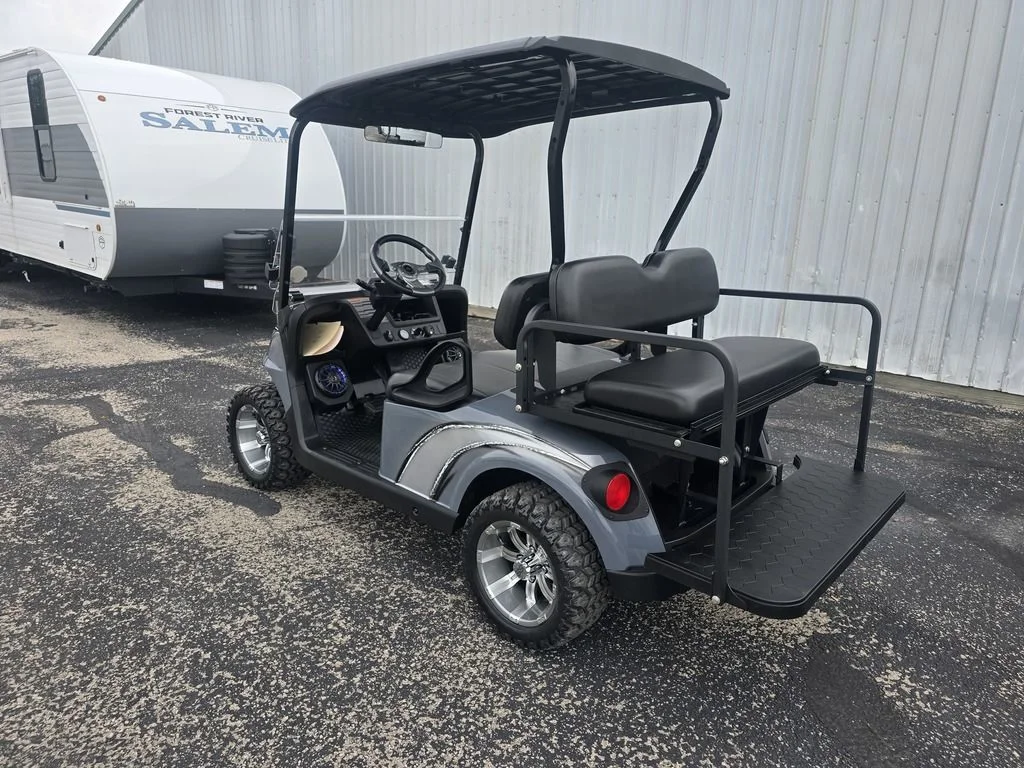 2027 E-Z-GO RXV 4 Valor S + 13.5 Gas Custom photo 6