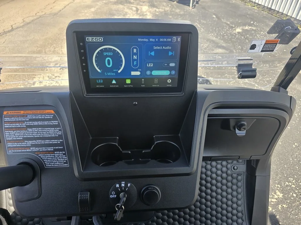 2026 E-Z-GO RXV ELiTE Lithium photo 7