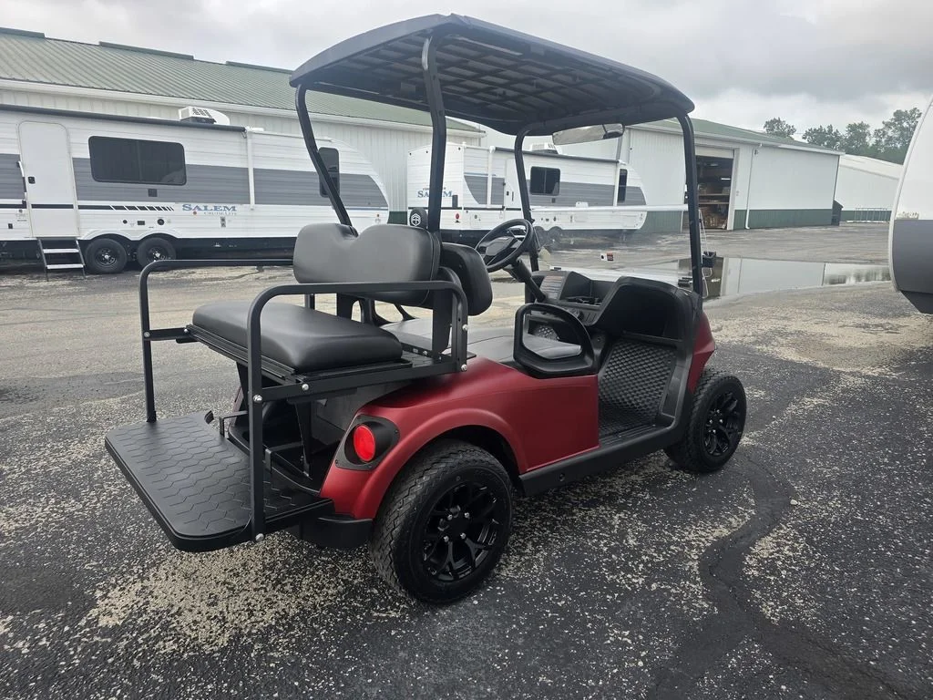2027 E-Z-GO RXV 4 Valor S + 13.5 Gas Matte Red photo 4