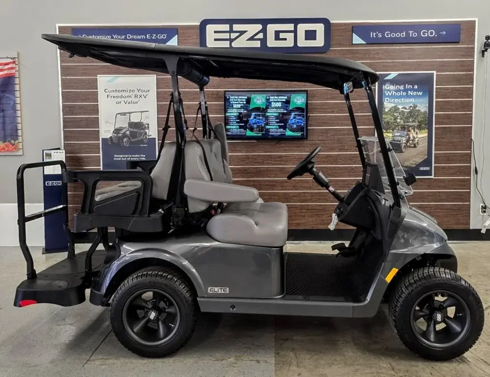 2026 E-Z-GO RXV ELiTE Lithium photo 1