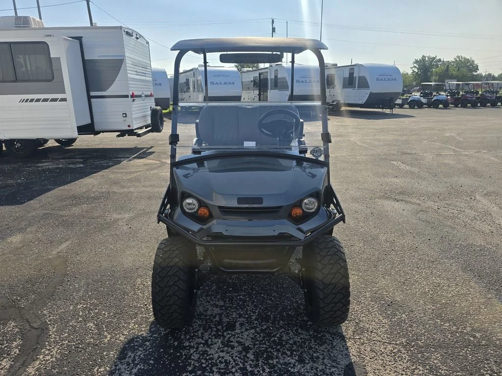 2026 E-Z-GO Express photo 2