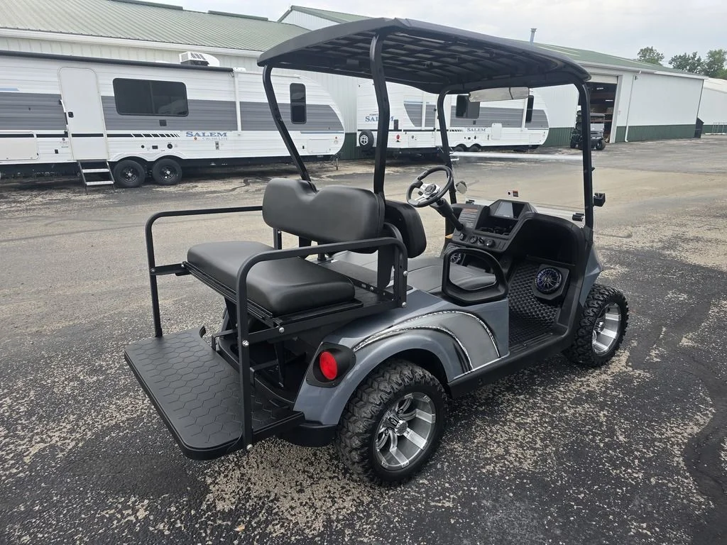 2027 E-Z-GO RXV 4 Valor S + 13.5 Gas Custom photo 4
