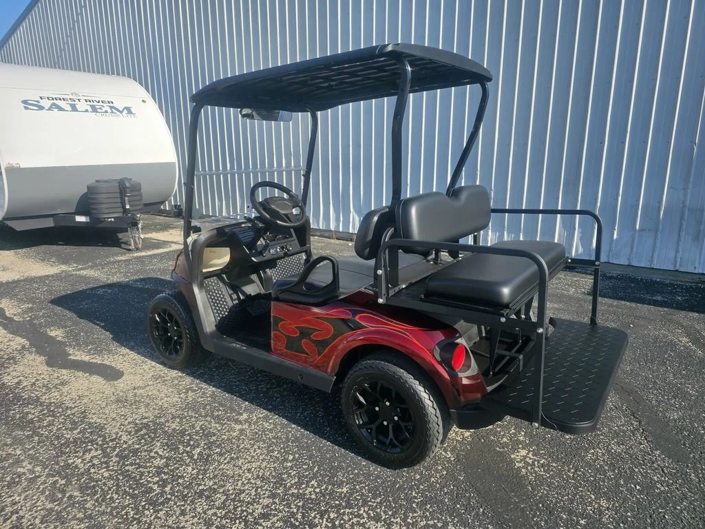 2027 E-Z-GO RXV 2 Valor S + 13.5 Gas Custom Body photo 6