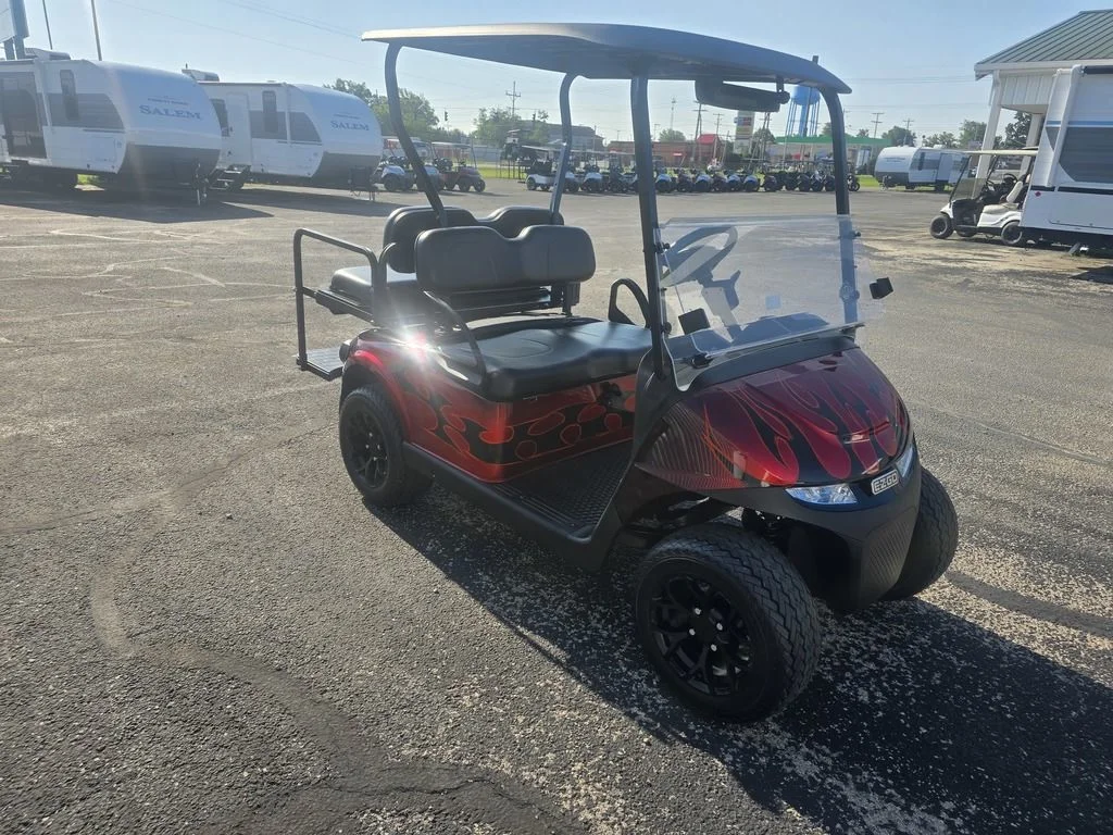 2027 E-Z-GO RXV 2 Valor S + 13.5 Gas Custom Body photo 3