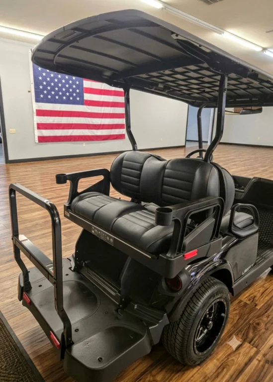 2027 E-Z-GO Liberty photo 7