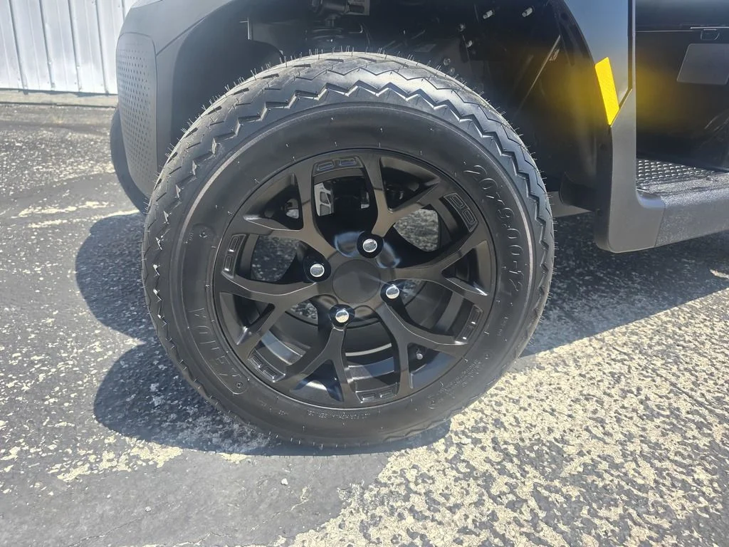 2027 E-Z-GO RXV 2 Valor S + EX1 Sport Black photo 7