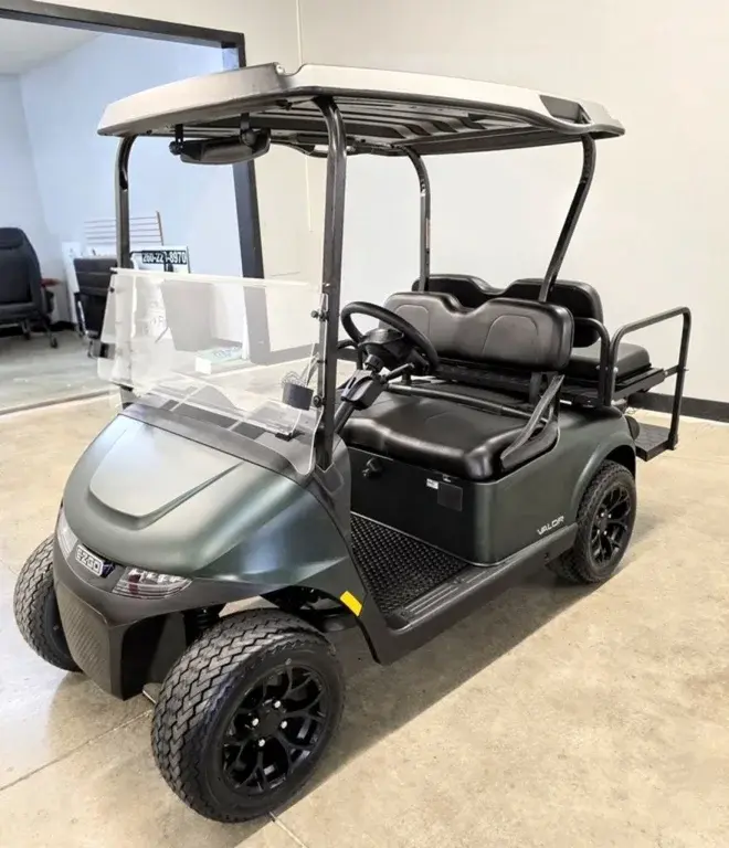 2027 E-Z-GO RXV 2 Valor S + 13.5 Gas Matte Green photo 3