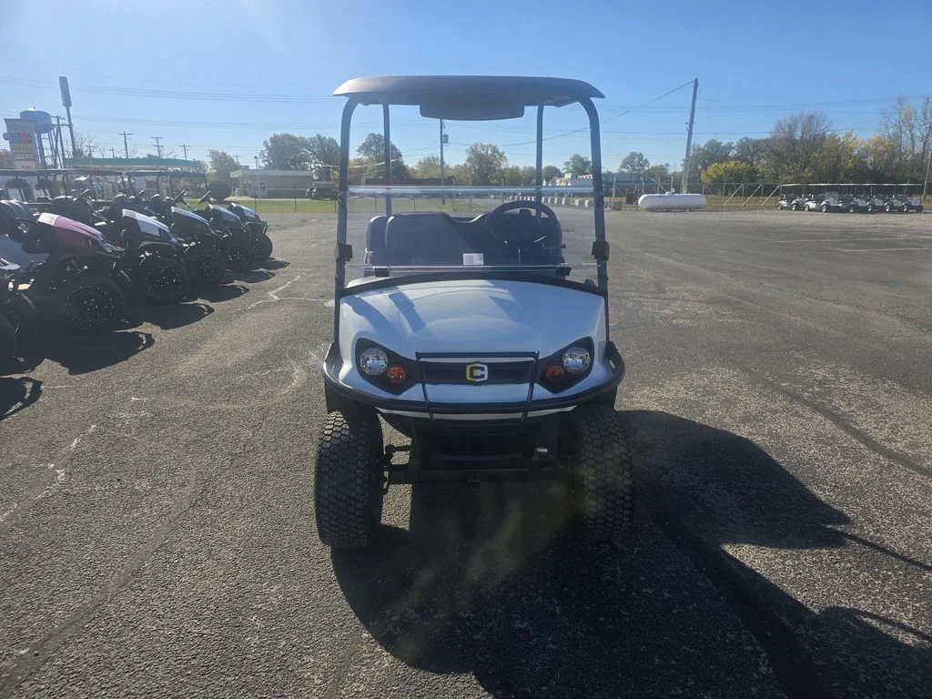 2026 Cushman Hauler 800X photo 2