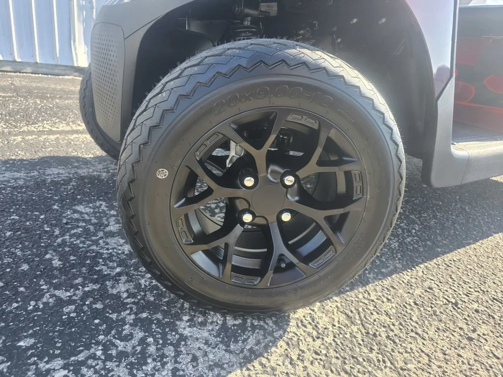2027 E-Z-GO RXV 2 Valor S + 13.5 Gas Custom Body photo 9