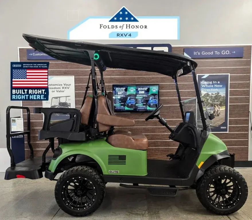 2026 E-Z-GO RXV ELiTE Lithium photo 1