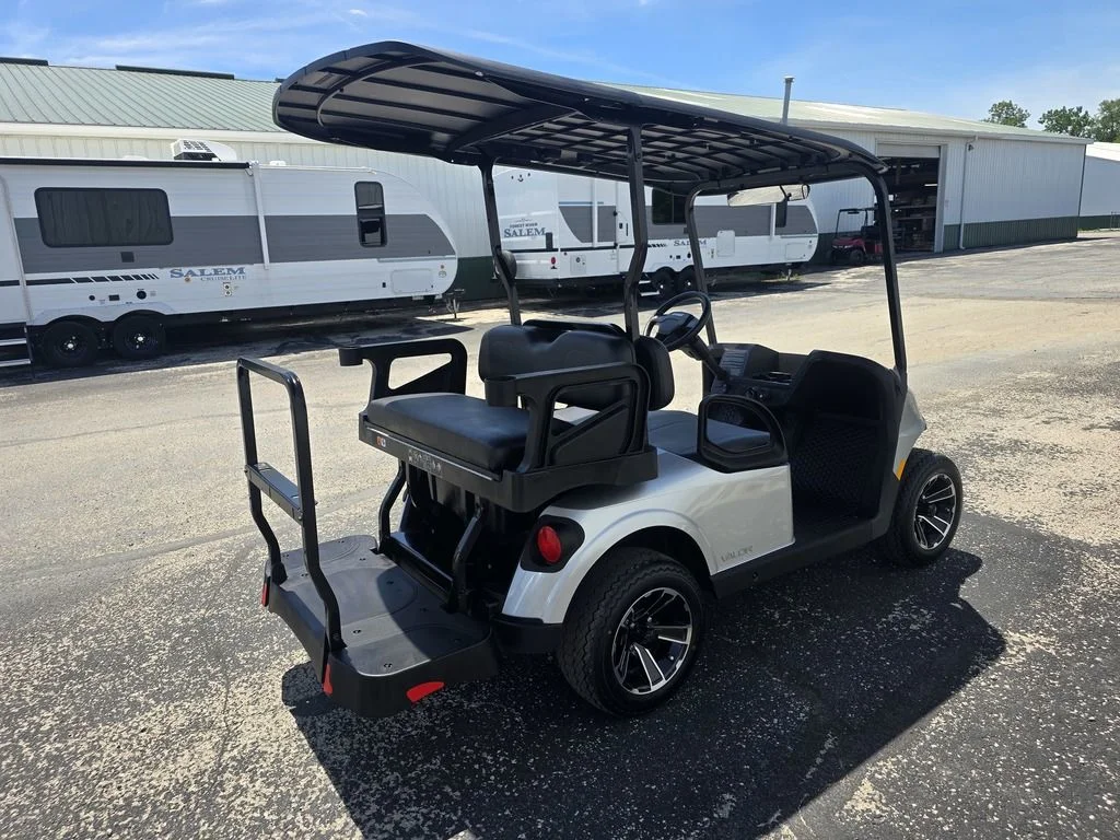 2026 E-Z-GO RXV 4 Valor S EX1 Sport Platinum photo 4