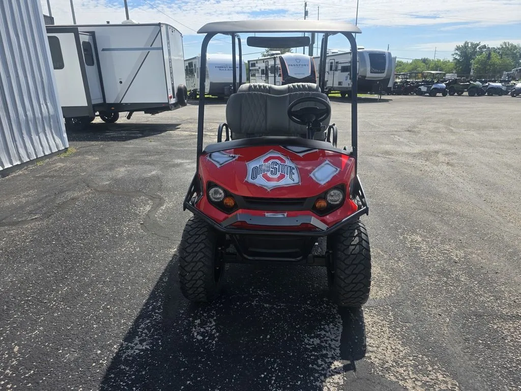 2026 E-Z-GO Liberty ELiTE Lithium photo 2