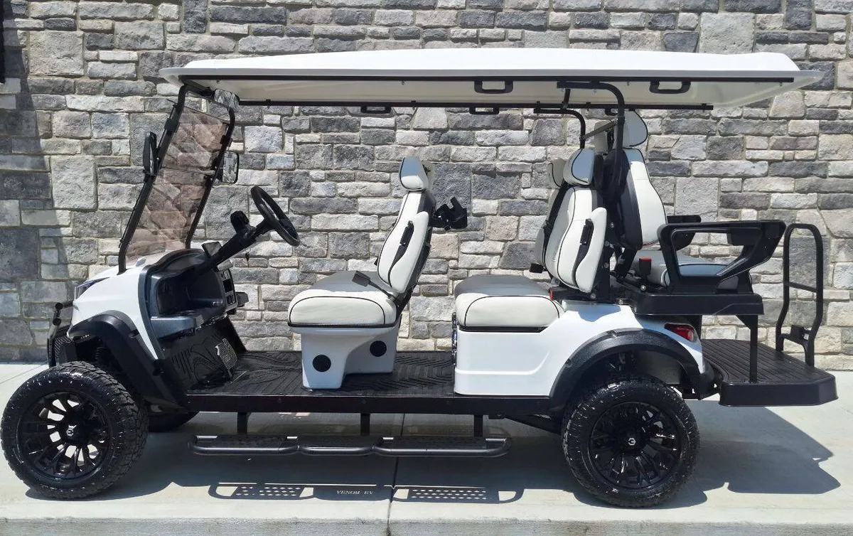 2026 Venom Strike 6 Street Legal photo 9