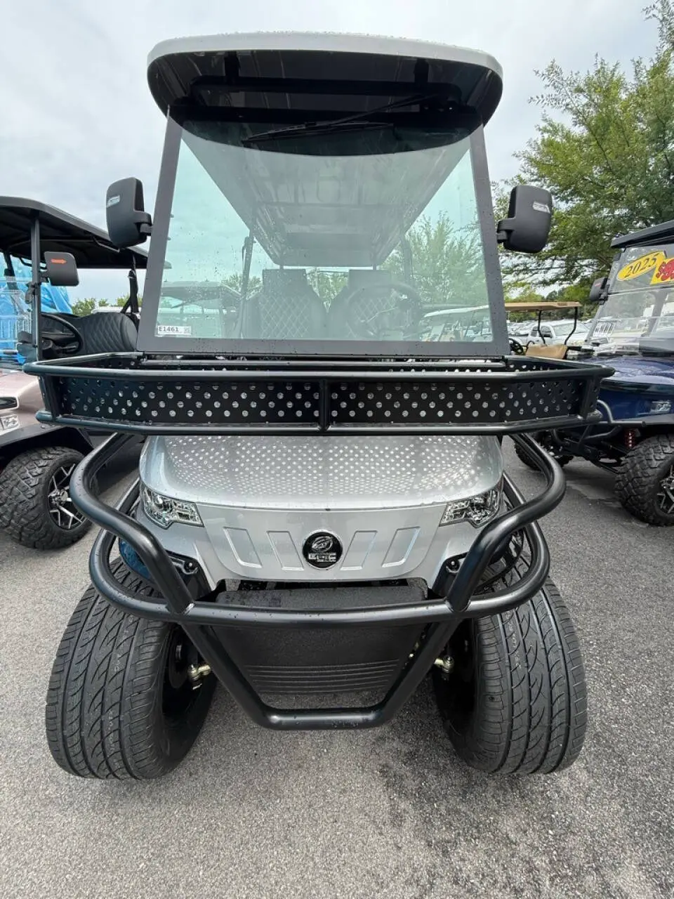 2025 Epic Carts E60L LIthium photo 7