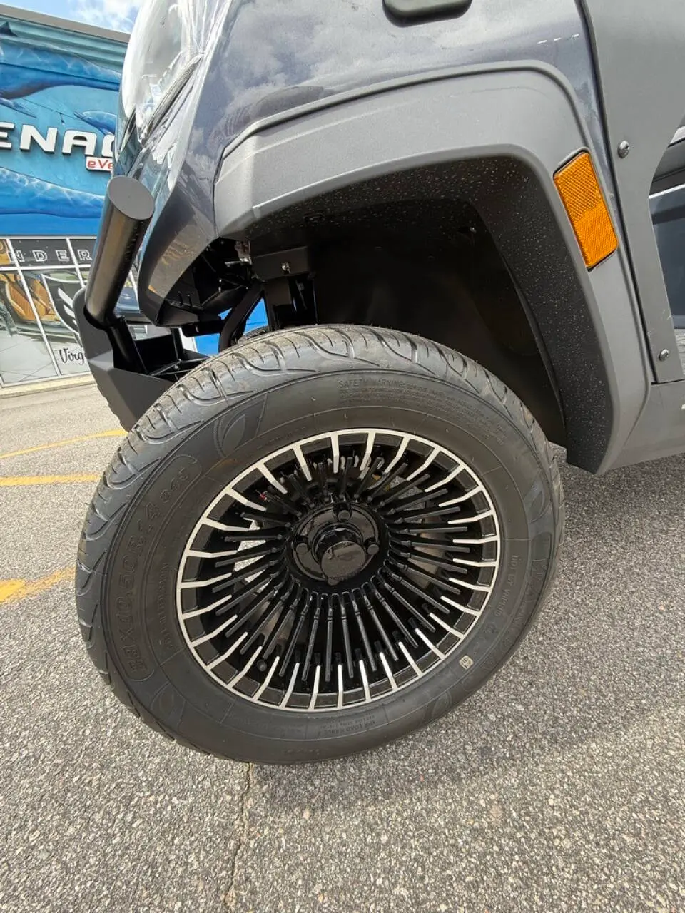2025 Epic Carts E40FX Lithium photo 9