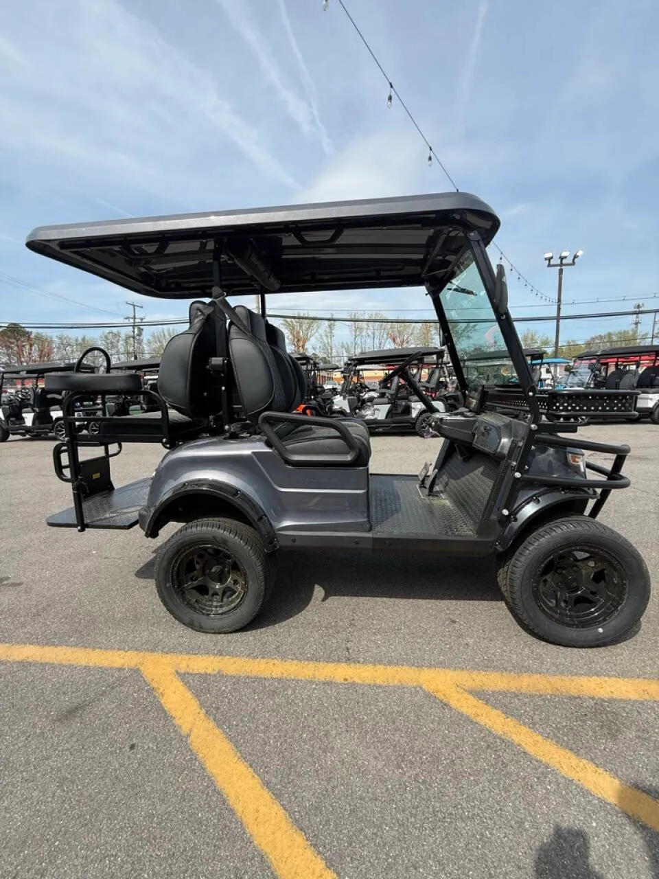 2025 Epic Carts E40L Lithium photo 6