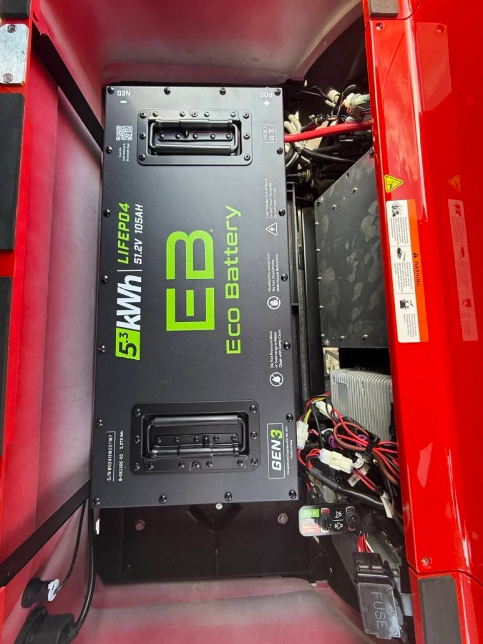 2025 Epic Carts E60L Lithium photo 7