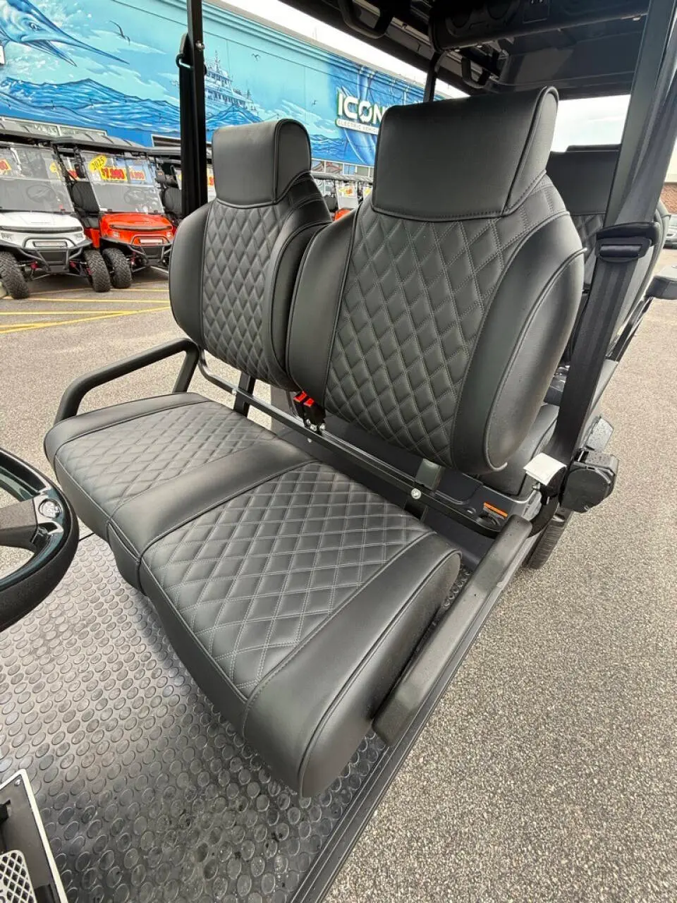 2025 Epic Carts E60L Lithium photo 10