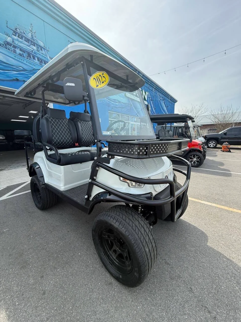 2025 Epic Carts E40L Lithium photo 7
