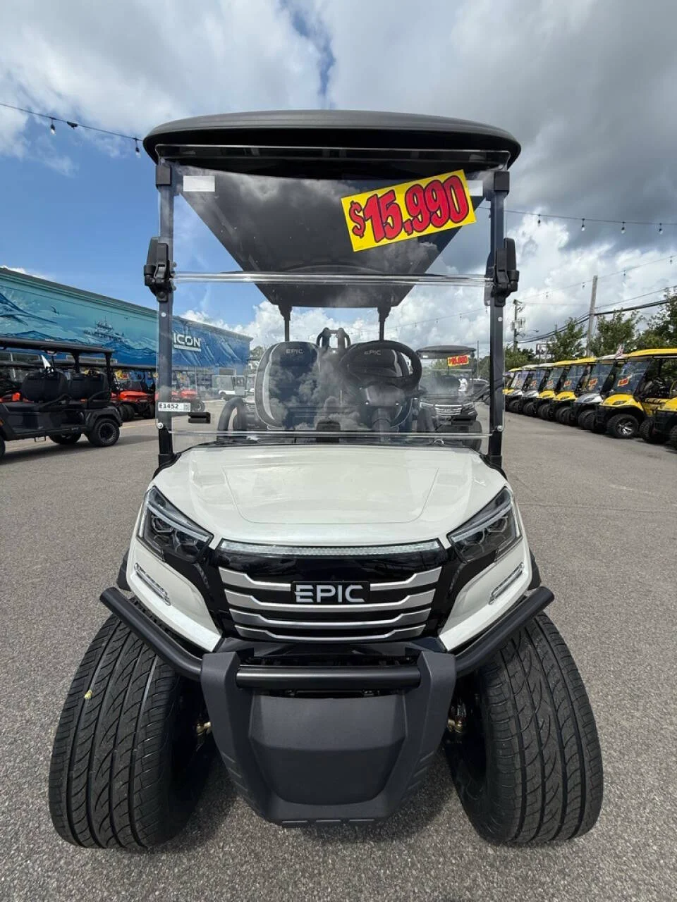 2025 Epic Carts E40FX Lithium photo 8