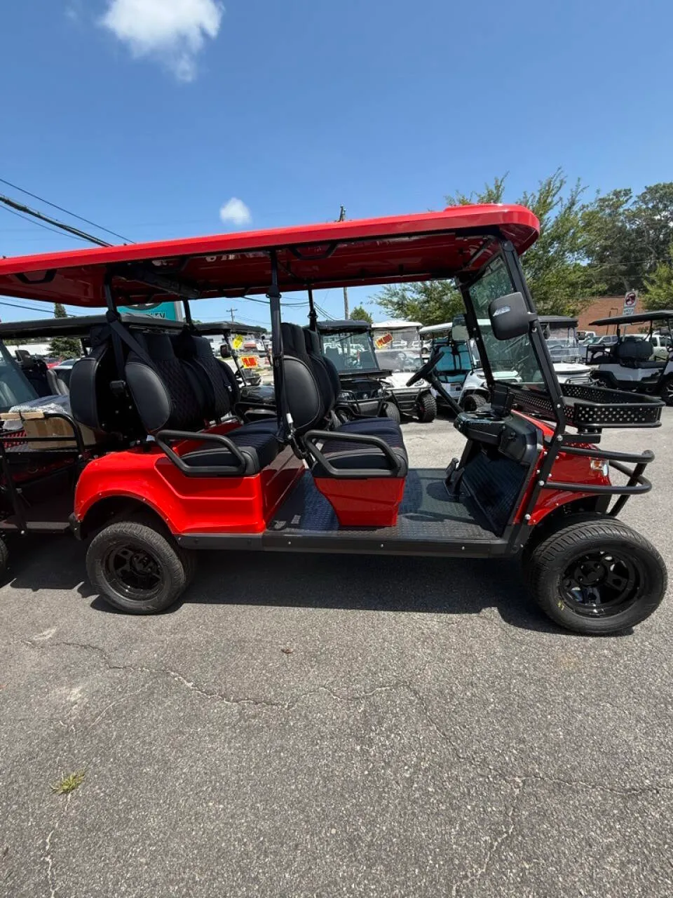 2025 Epic Carts E60L Lithium photo 4