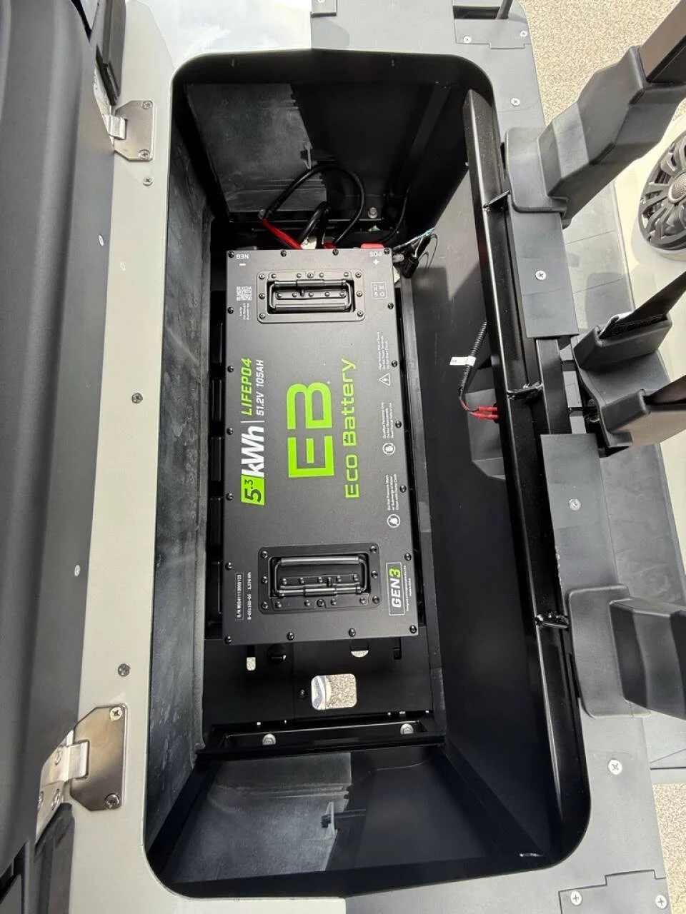 2025 Epic Carts E40FX Lithium photo 13