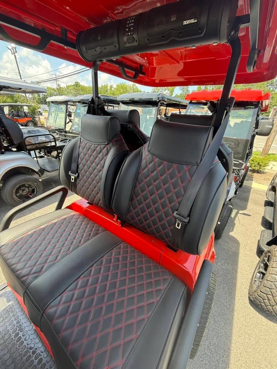 2025 Epic Carts E60L LIthium photo 3